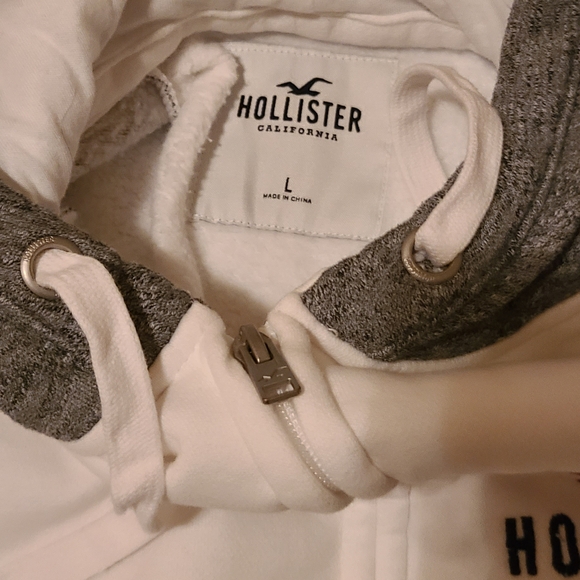 Hollister White and Black Hoodie Size Large - Picture 3 of 3